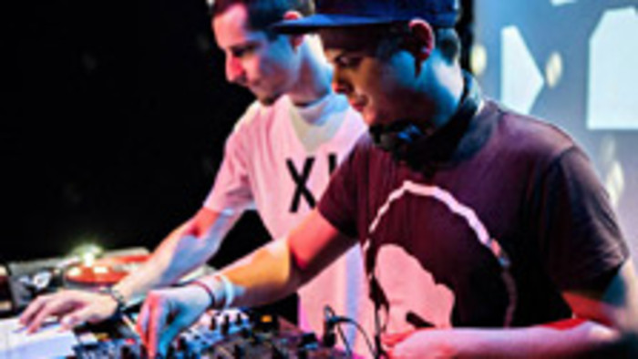 Emonoizboyz v Scéne_FM