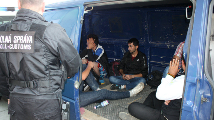 Slovak police detain 27 migrants during weekend