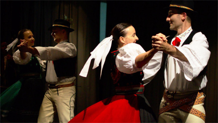 How Slovak folklore translates to Switzerdeutsch