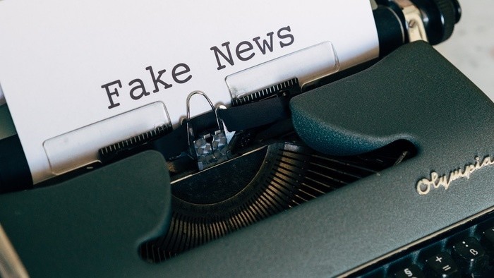 Ako sociálne siete bojujú proti dezinformáciám a falošným správam