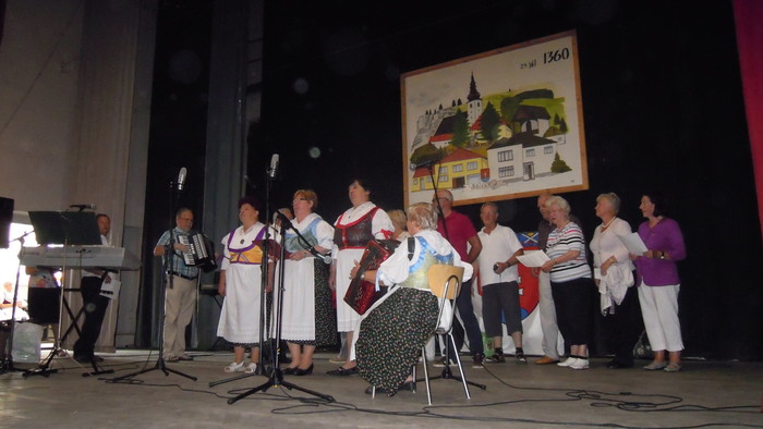 Ženy zo Skleného 2.JPG