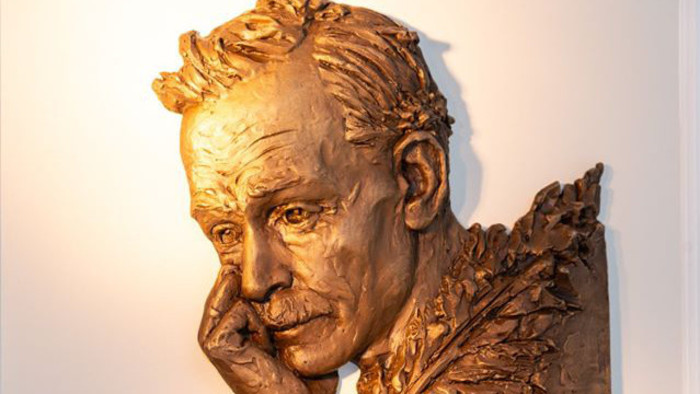 В Братиславе открыта памятная доска поэту Беларуси