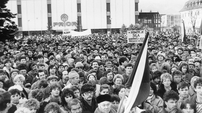 Čo ste robili 17. novembra vy? Prichádza Spýtaj sa vašich: 89