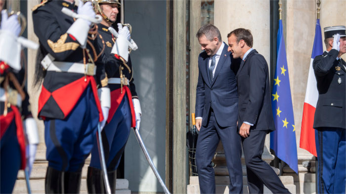Le Premier ministre slovaque Peter Pellegrini en entretien avec Emmanuel Macron