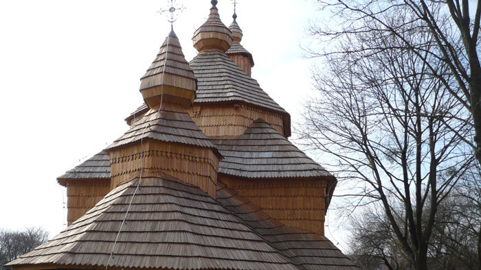08_dreveny_kostolik_z_novej_sedlice.jpg