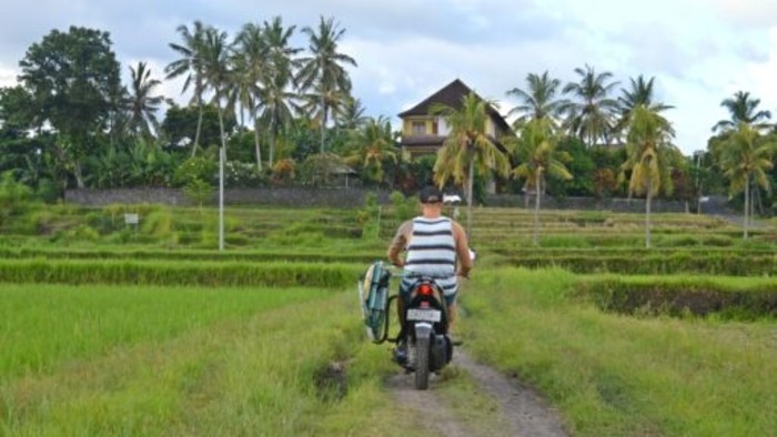 Baliinfo8-512x337.jpg
