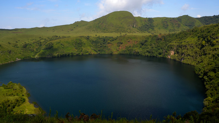 Twin lakes 3.jpg