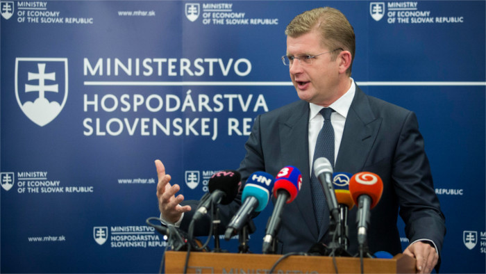 Bžán’s fee disgustingly excessive 