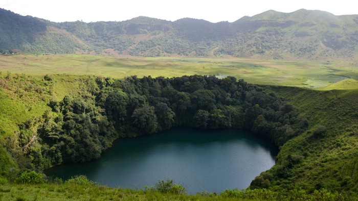 Twin lakes 1.jpg