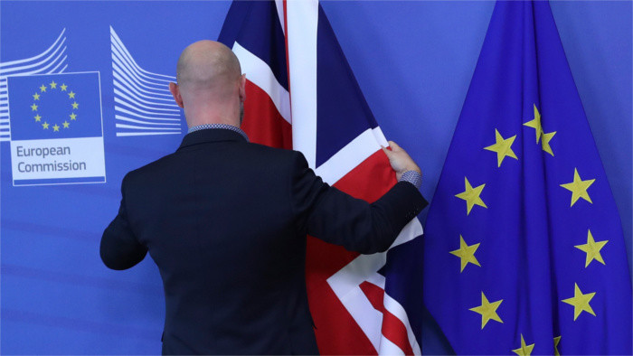 Según Richter, la Unión Europea debe ser quien negocie con los británicos