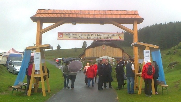Folklórne slávnosti Pod kráľovou hoľou