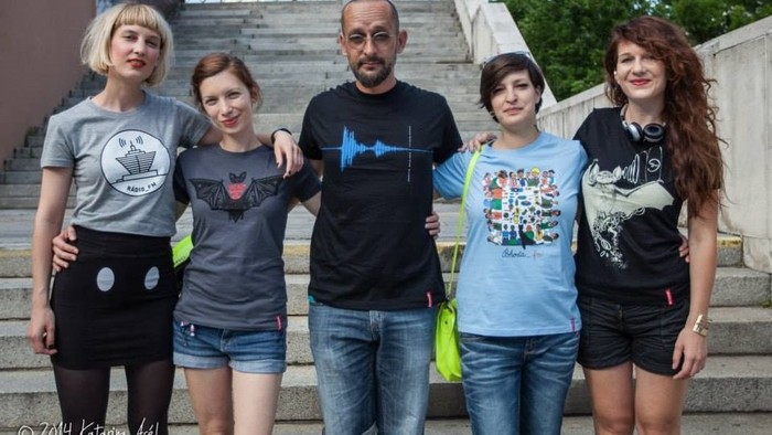 Dizajnéri sa obliekli do nových tričiek Rádia_FM