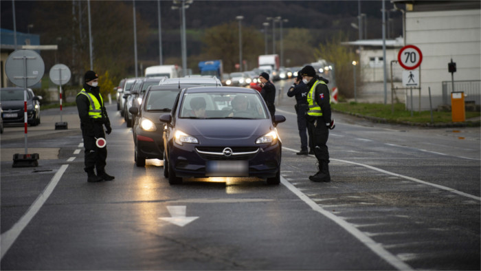 Slowakei führt Beschränkungen des freien Personenverkehrs ein 