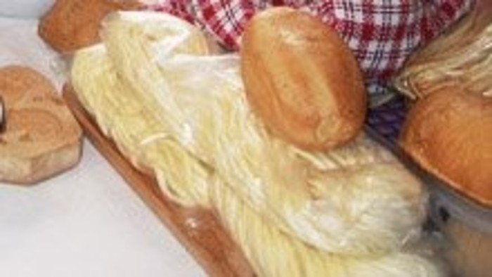 Tradície a my: Pani Viktória zo Zázrivej robí korbáčiky