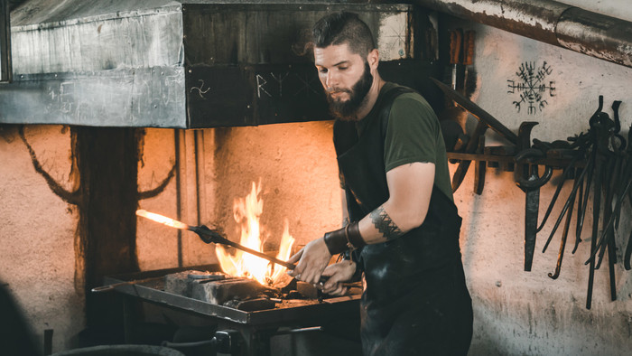 Remeslo ma zlate dno - kováč (2).jpg