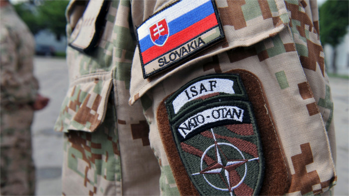 Продолжено участие словацких военных в миссии НАТО