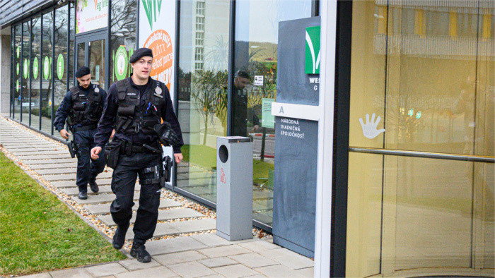 Manipulation des réseaux informatiques nationaux ?