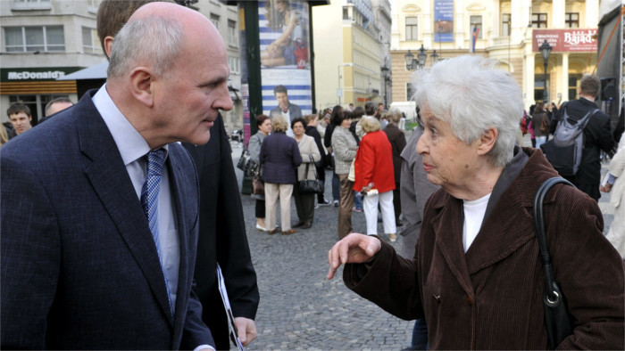 Elites feed the rise of far-right 