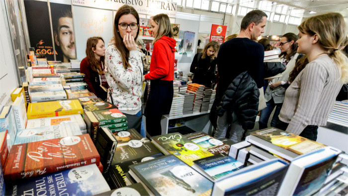 Buchmesse Bibliotéka eröffnet