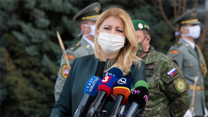 Čaputová firma paquete de leyes para combatir el coronavirus