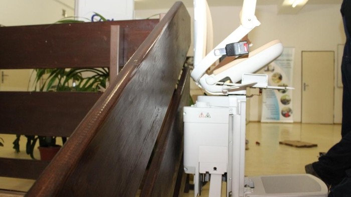 instalacia schodiskovej sedacky 072.JPG