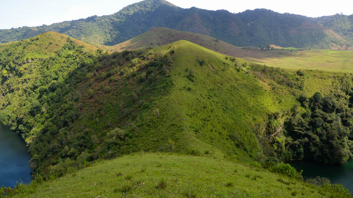 Twin lakes 2.jpg