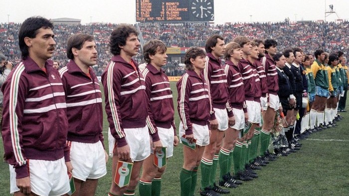 A mexikói 0:6-ról, a Fradiról, a bundaügyekről és a magyar fociról (Esterházy Márton)