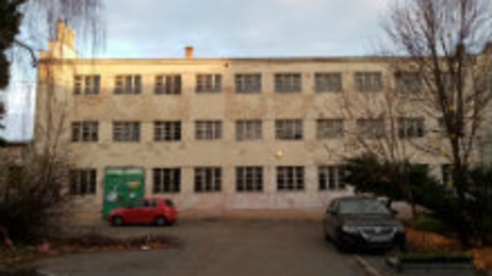 V širšom centre Piešťan využili chátrajúce priestory školy