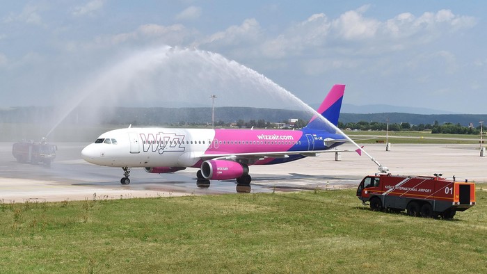 DSC_2151 water salute.jpg