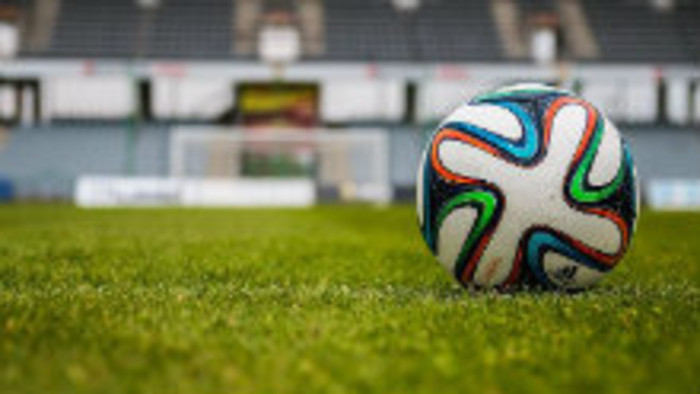 Glosa: O platoch futbalistov 