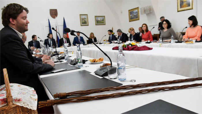 Regierungssitzung in der Ostslowakei