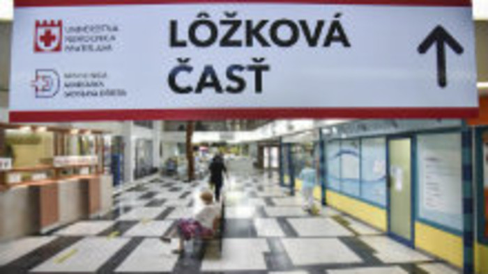 Štát chce v nemocniciach šetriť