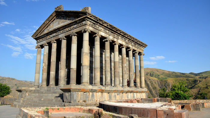 A-Garni.jpg