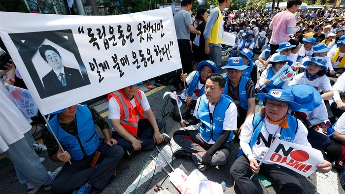  Észak-Korea beszüntetné minden kapcsolatát Dél-Koreával