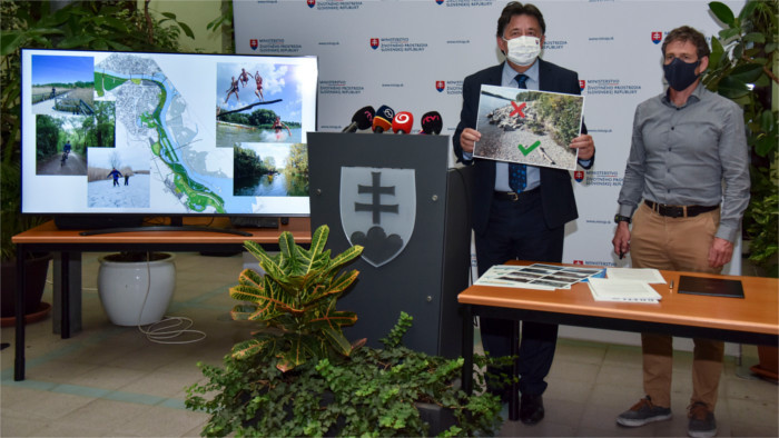 Ministro de Medio Ambiente se suma a la iniciativa Parque Danubio de Bratislava