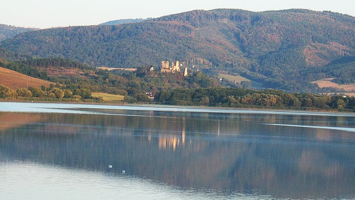 Ružiná