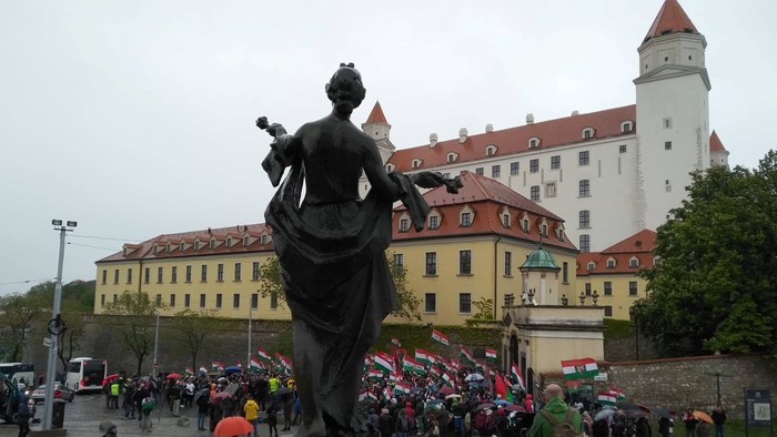 Hadd szóljon!