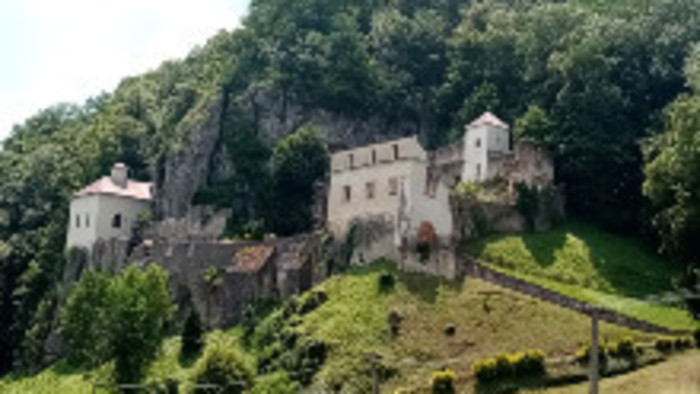 Putovanie za svätcami 