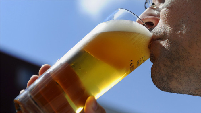 Number of alcohol drinkers in Slovakia has increased over past ten years