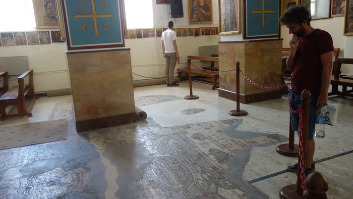 Madaba - Byzantine church of Saint George.JPG