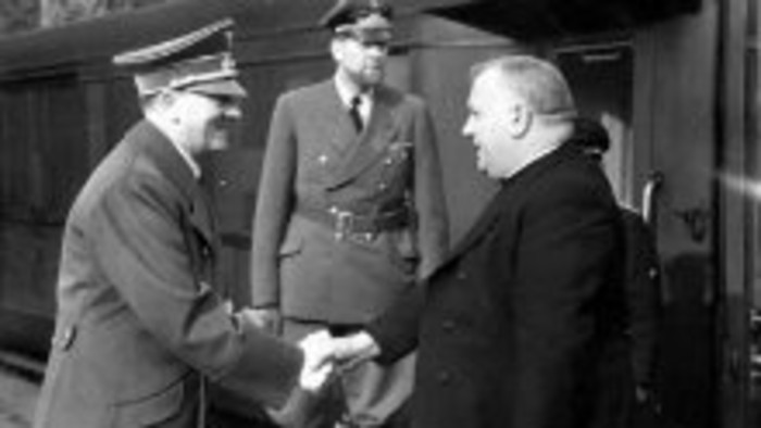 Od demokracie k totalite - 2. časť