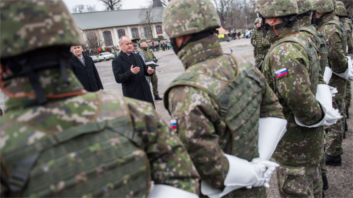 MoD: Mandatory military service may be discussed