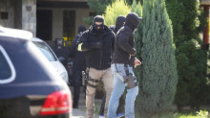 K veci: Policajná razia NAKA v Kollárove 