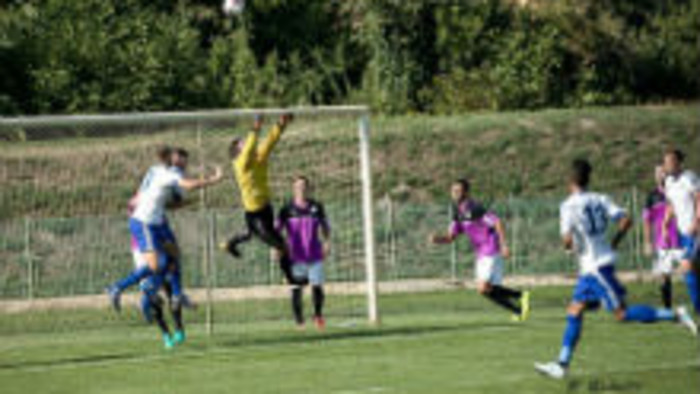Olasz keselyűk a komáromi futballklub körül