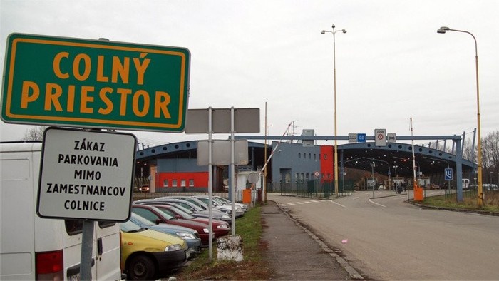 Three Slovaks expelled from Ukraine for anti-Ukrainian activities