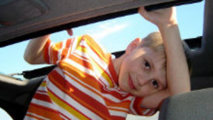 Deti často pripravia v autách neočakávané situácie