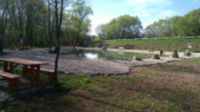 Zo smetiska spravili park