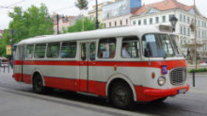 Z dejín bratislavských autobusov