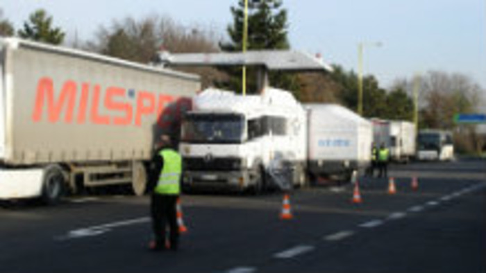 Nákladiaky dostali na sídliskách vo Zvolene stopku