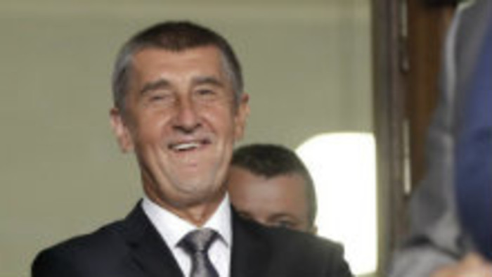 K veci: Otrasy na českej politickej scéne